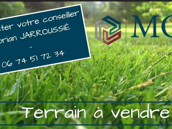 Terrain 410 m² Salles