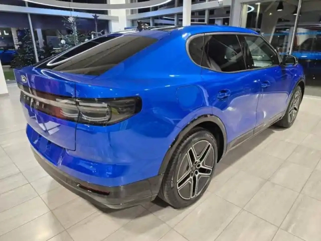 Ford Capri 286ch extended range 77kwh pack premium rwd — photo 5