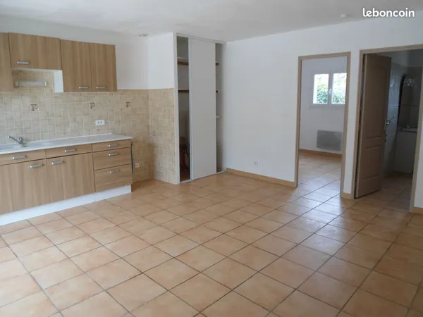 Appartement Location Abeilhan 2p 40m² 550€