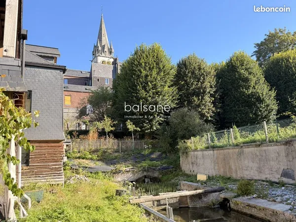 Maison 6 pièces 576 m²