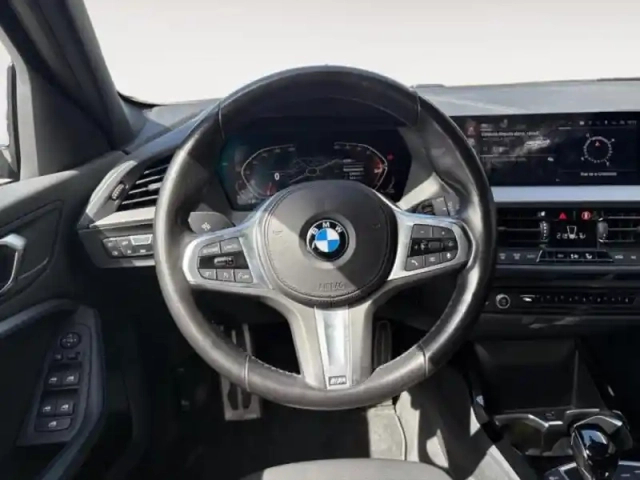 Bmw Serie 1 série 1 116ia 109ch m sport dkg7 — photo 12