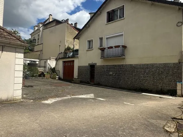Immeuble de rapport 6 pièces 170 m²