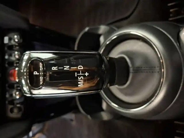 Mini Mini hatch 5 portes cooper 136 ch dkg7 — photo 30