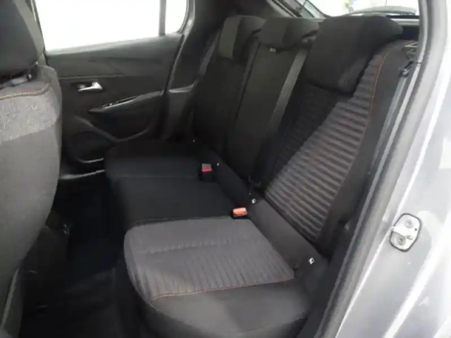 Peugeot 208 e- 136ch like — photo 8