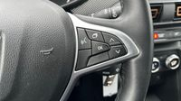 Dacia Sandero 1.0 TCe 90ch Stepway Confort -22 — photo 16