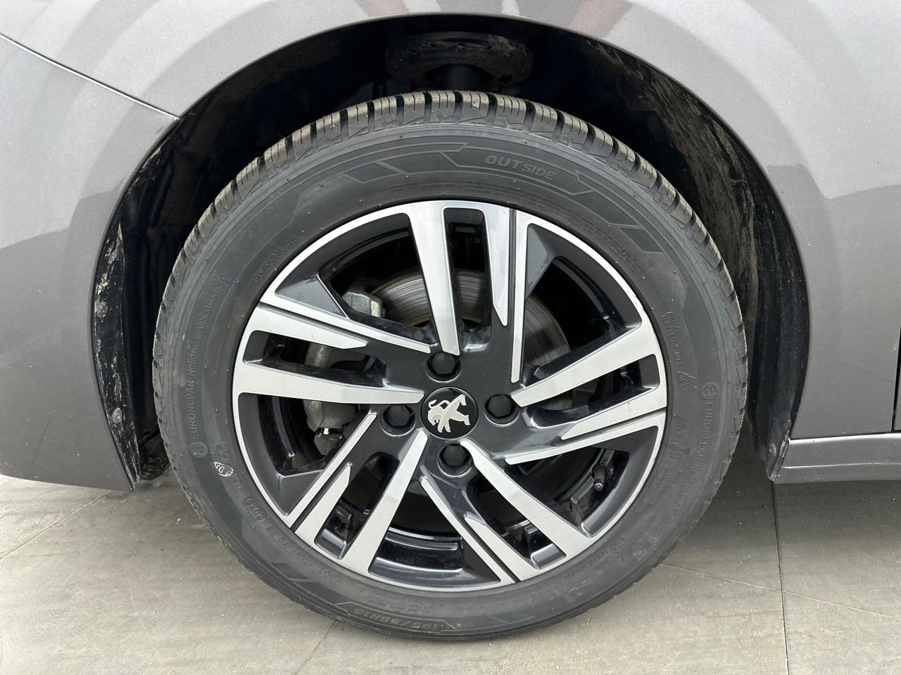 Peugeot 208 puretech 100 s&s bvm6 allure — photo 7