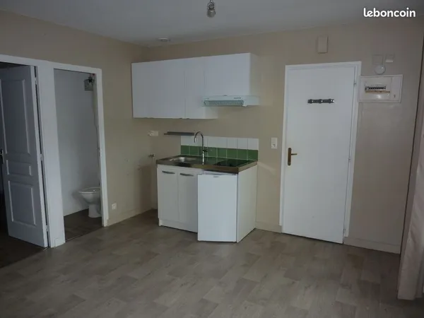 T2 RDC 35 m² plein centre de Bain de Bretagne