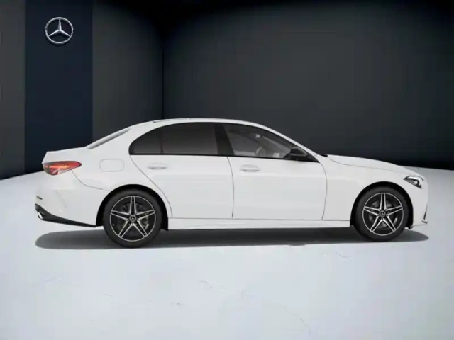 Mercedes Classe C 200 berline amg line — photo 17