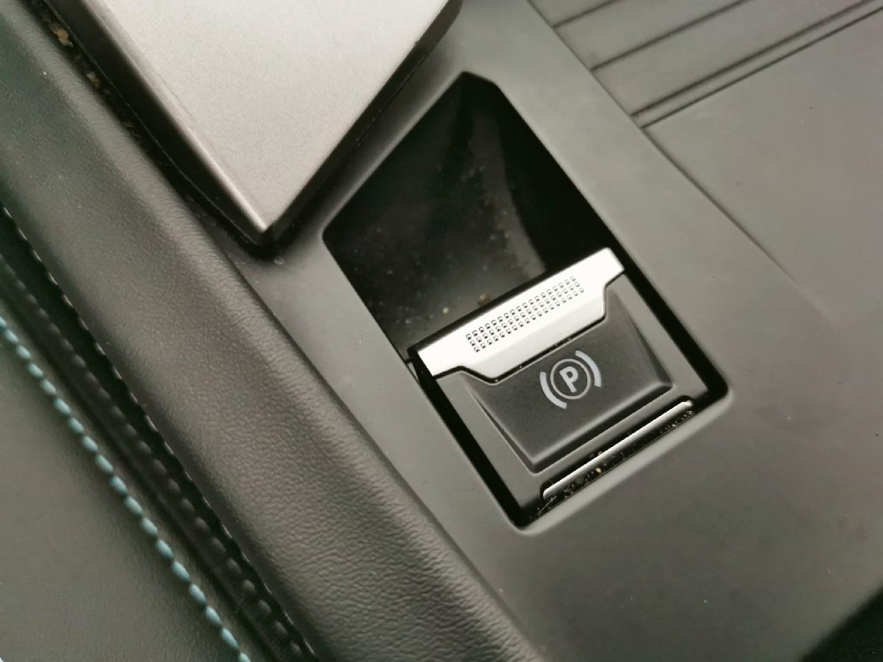 Peugeot 308 sw bluehdi 130ch s&s eat8 allure pack — photo 30