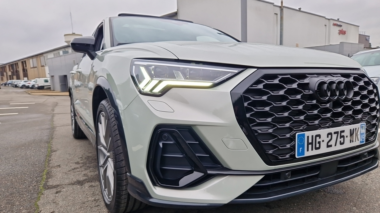 Audi Q3 Sportback 35 TFSI 150 ch S tronic 7 — photo 23