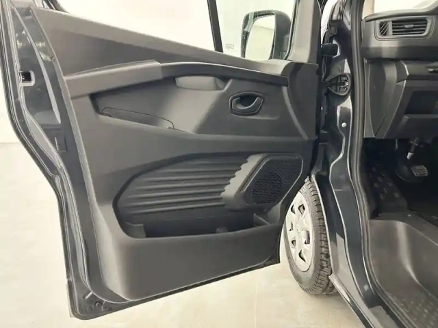 Renault Trafic l2 dci 150 energy s&amp;s — photo 11