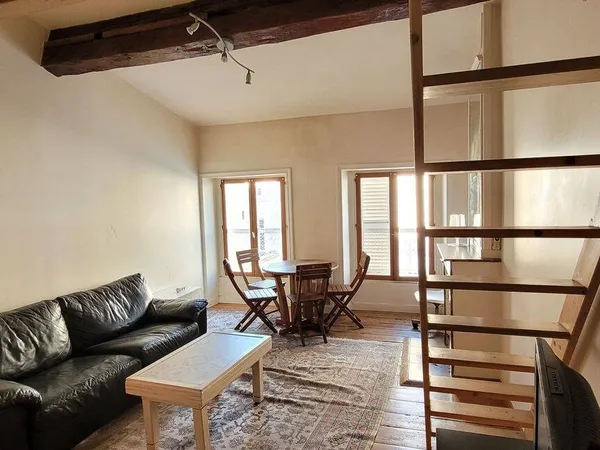 Studio 1 pièce 25 m²