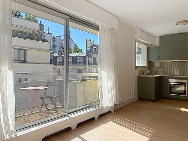 A vendre studio 34m2 Trocadéro Paris 16