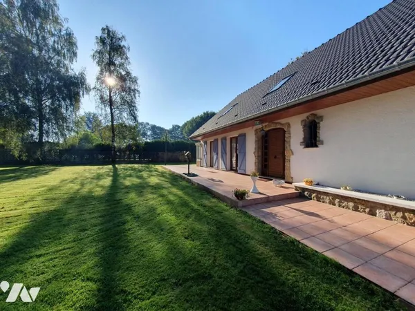 Maison 9 pièces 230 m²