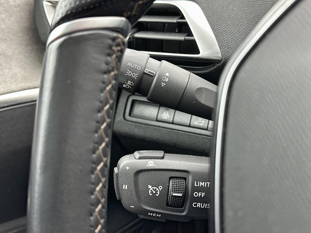 Peugeot 5008 puretech 130ch s&s bvm6 gt — photo 17