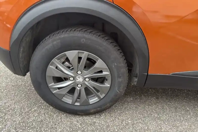 Peugeot 2008 puretech 100 s&amp;s bvm6 — photo 128