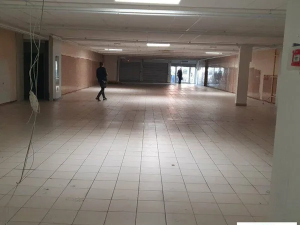 Local commercial 520 m²