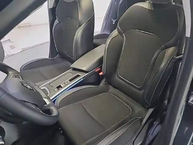 Renault Megane mégane iv berline tce 140 edc fap - 21n — photo 11
