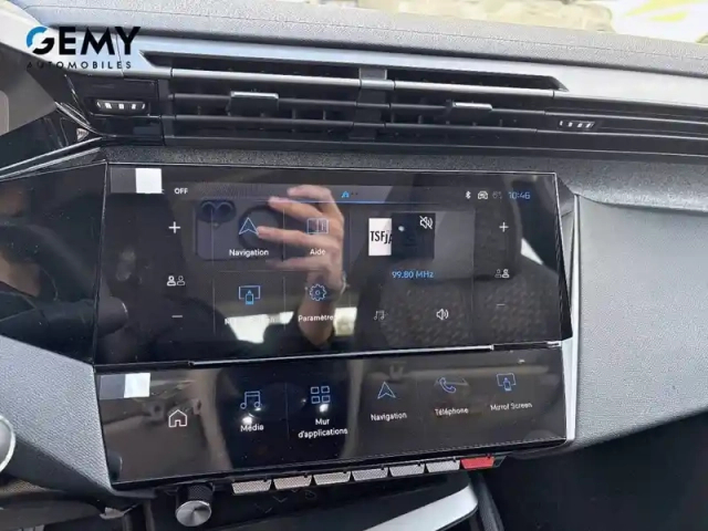 Peugeot 308 plug-in hybrid 195 ch e-dcs7 — photo 16