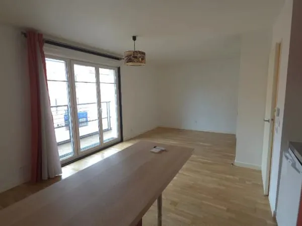 Studio 1 pièce 33 m²