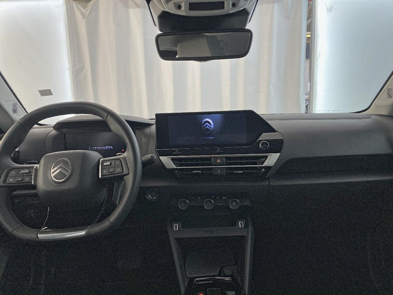 Citroën C4 X hybride 145 ch e-dcs6 max — photo 8