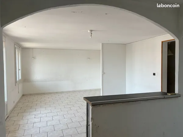 T3 Plein Sud avec Balcon, Garage & Cave - DPE C - Avignon