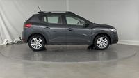 Dacia Sandero 1.0 ECO-G 100ch Stepway Confort -22 — photo 4