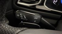 Volkswagen T-Roc 2.0 TDI 150ch R-Line DSG7 — photo 23