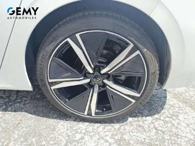 Peugeot 308 bluehdi 130ch s&amp;s eat8 — photo 11