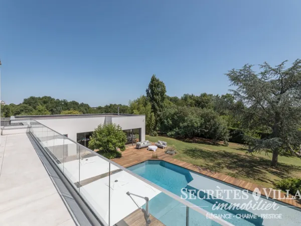BOULIAC PROPRIETE D'EXCEPTION 288M² ET APPT 63M² SUR 3883M²