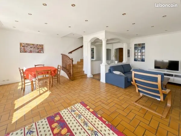 Appartement 4 pièces 104 m²