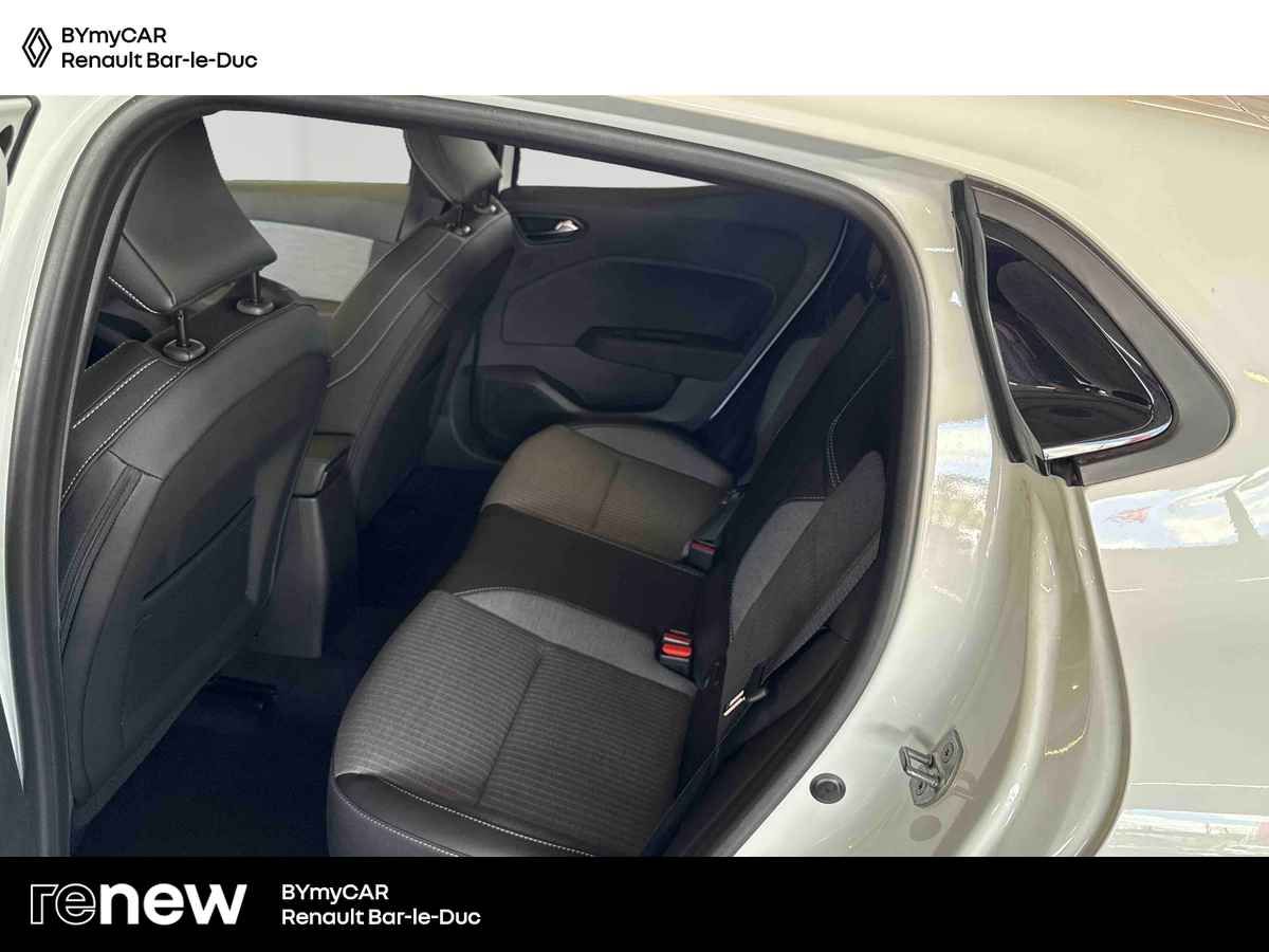 Renault Clio TCe 90 ch GSR2 — photo 12