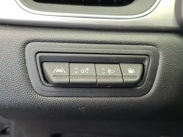 Renault Captur e-tech plug-in 160 — photo 34