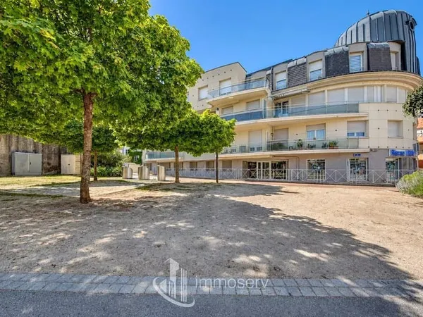 F3 DE STANDING - MONTIGNY - DEUX BALCONS - GARAGE