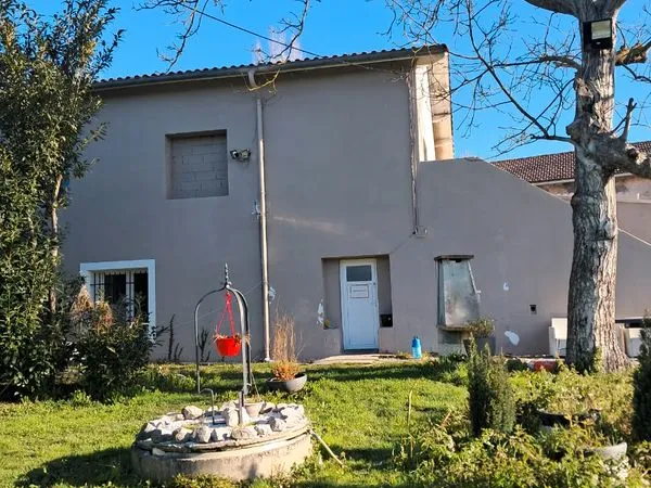 Bâtiments avec 2 logements