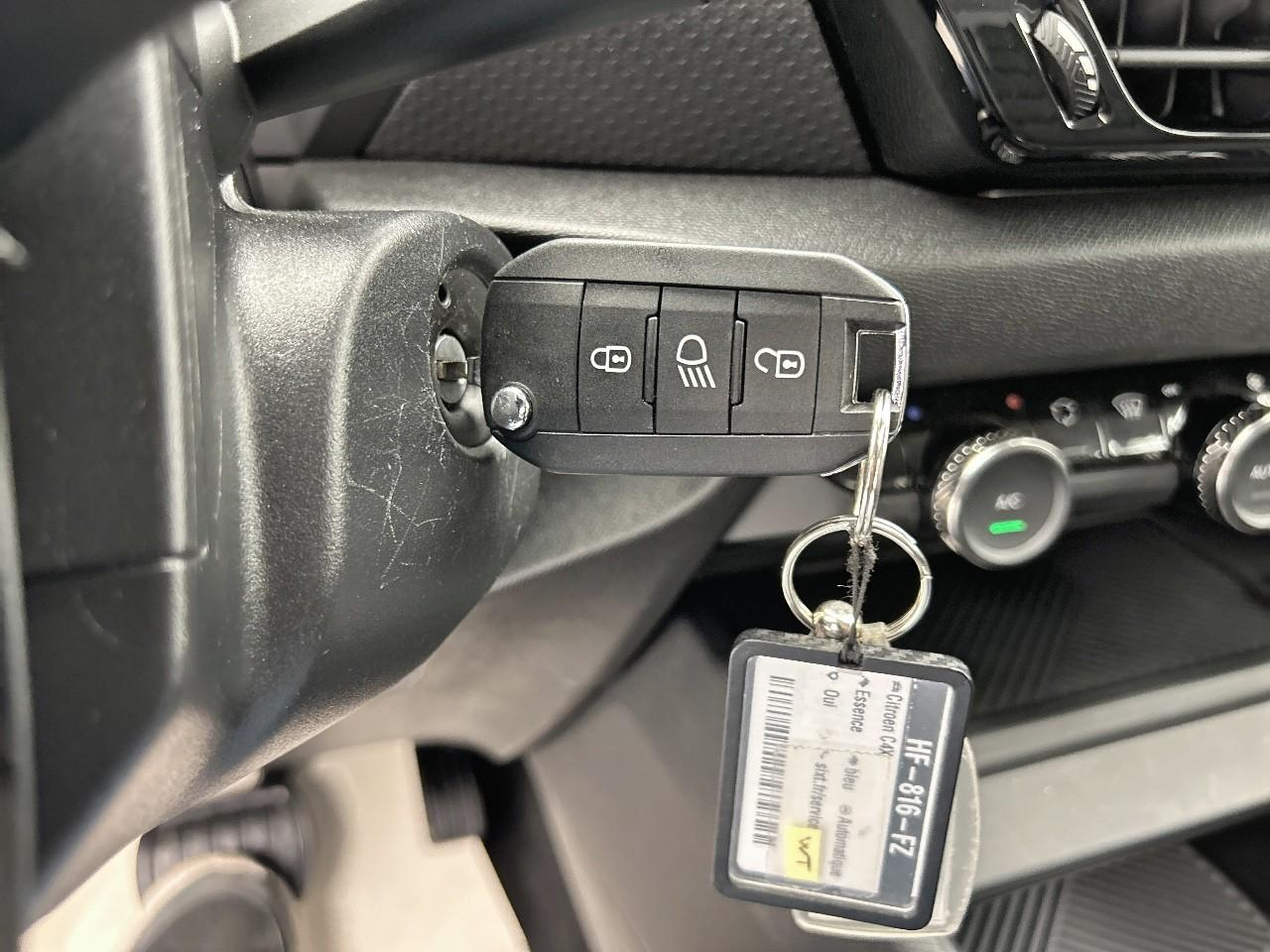Citroën C4 X hybride 145 ch e-dcs6 plus — photo 19