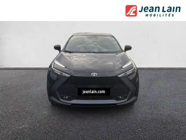 Toyota C-Hr phev 225 — photo 38