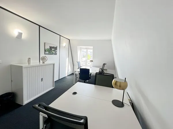 Bureau privé pour 15 personnes  HQ Paris Auteuil