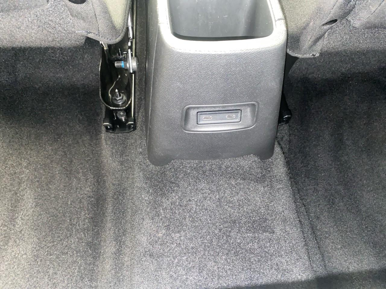 Citroën C3 turbo 100 ch bvm6 max — photo 22