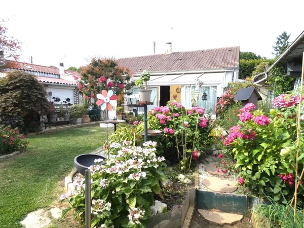 Maison de plain-pied 5 pièces 102 m²