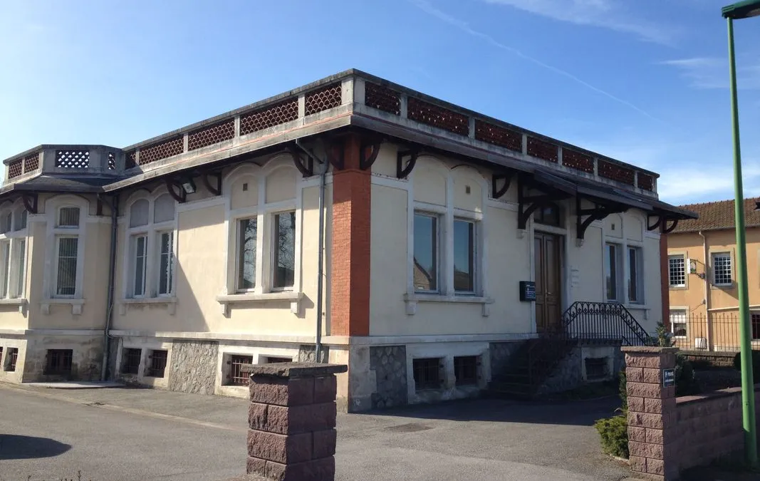 Photo 1