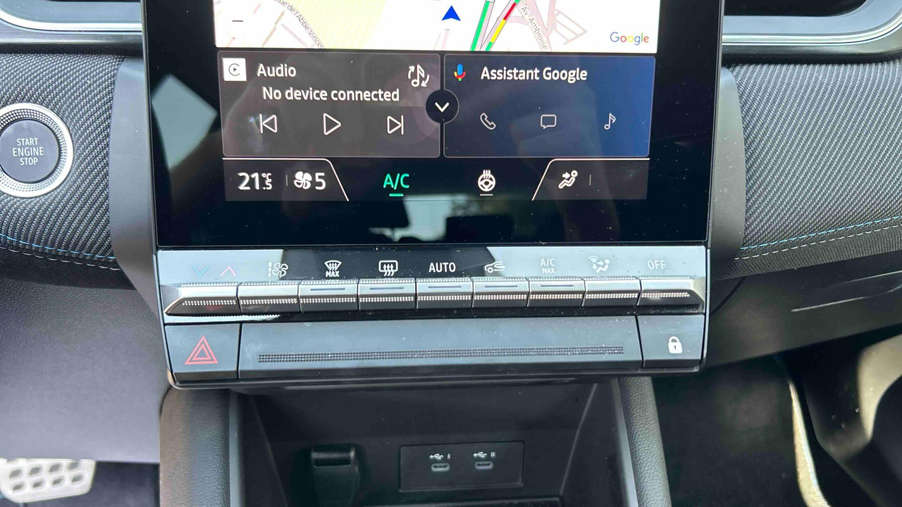 Renault Captur E-Tech full hybrid 160 ch — photo 17