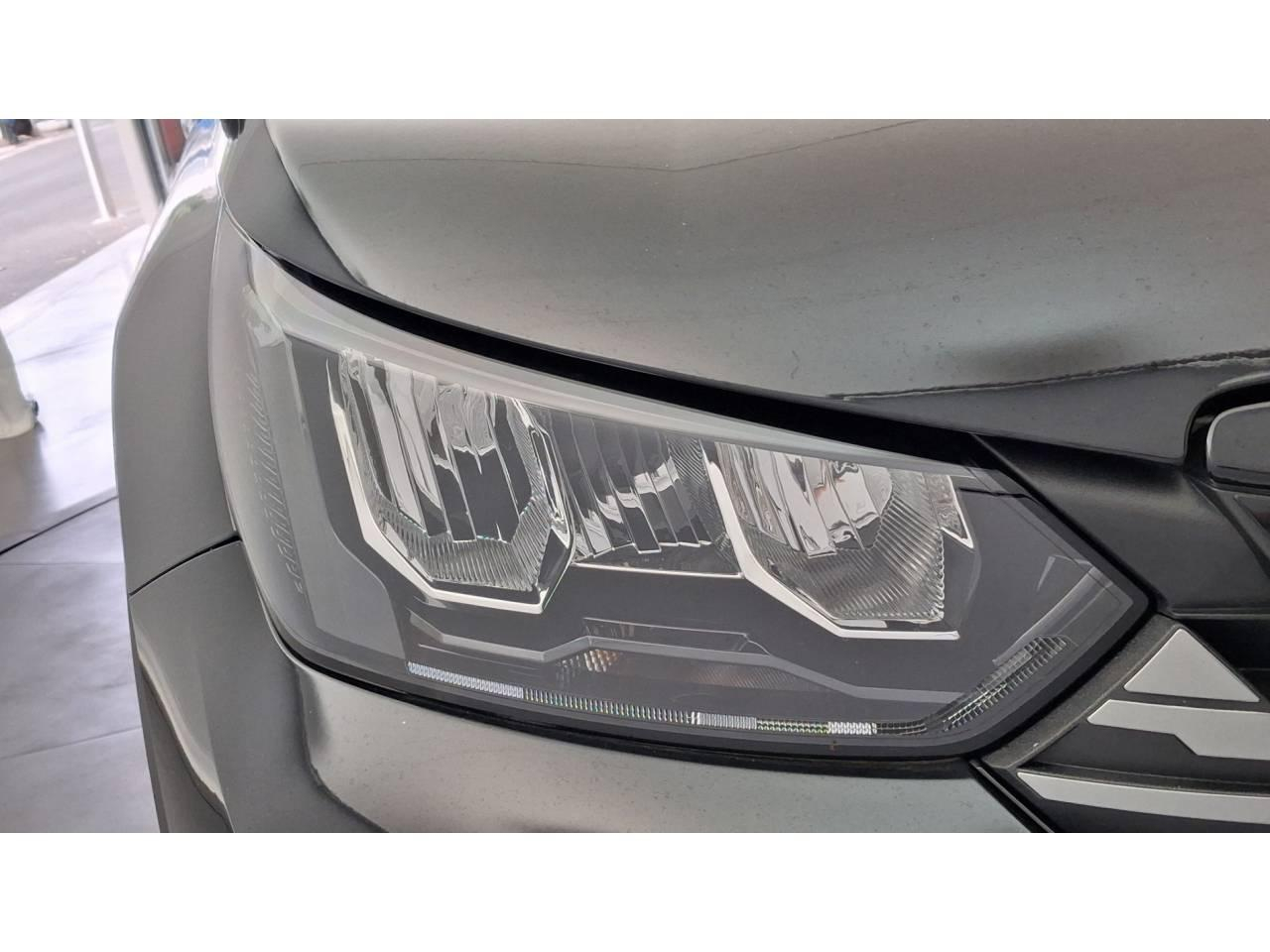 Peugeot 2008 hybrid 145 e-dcs6 allure — photo 18