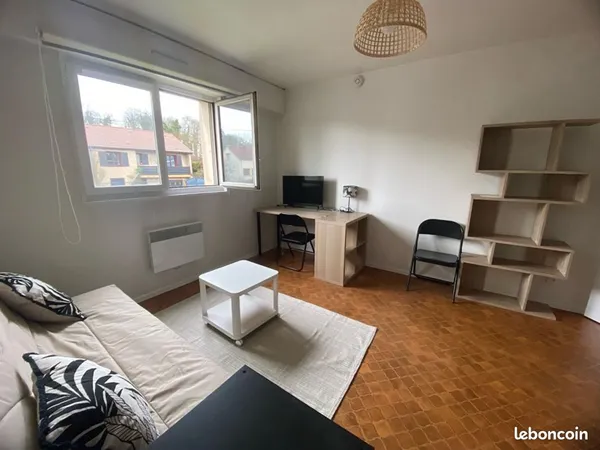 Studio 1 pièce 24 m²