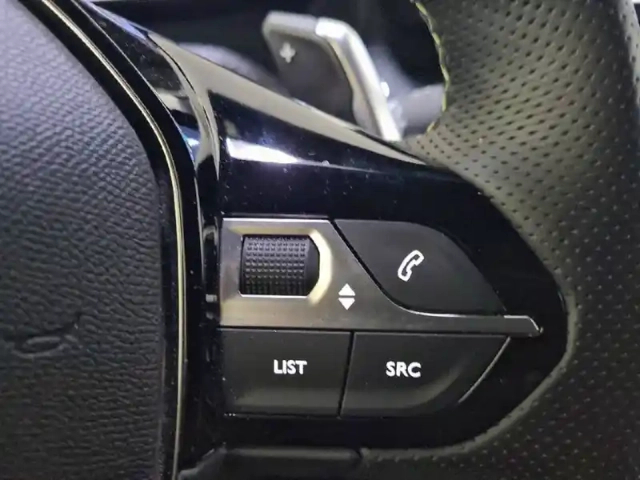Peugeot 208 hybrid 110 e-dcs6 — photo 29