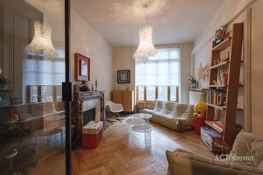 Appartement 7 pièces 172 m²