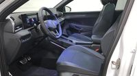 Volkswagen T-Roc 1.5 eTSI 150ch R-Line DSG7 — photo 33