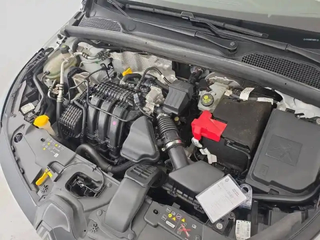 Renault Clio sce 65 — photo 306