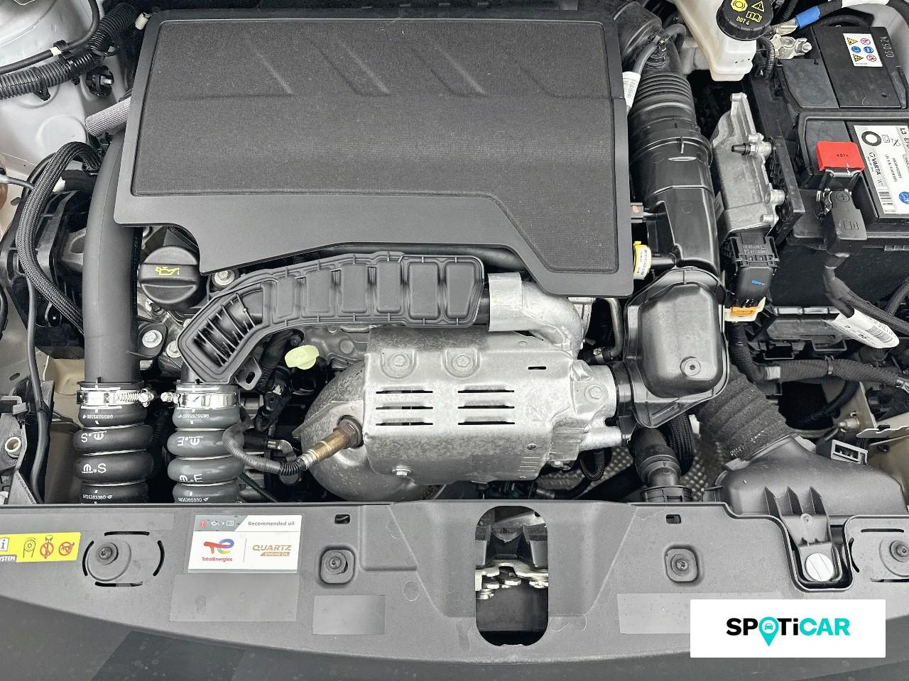 Peugeot 2008 1.2 puretech 100ch s&s allure — photo 20
