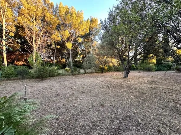 Terrain 360 m²